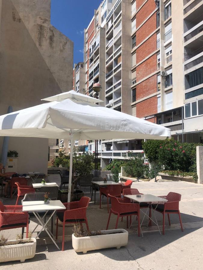 Cool Apartment Сплит Екстериор снимка