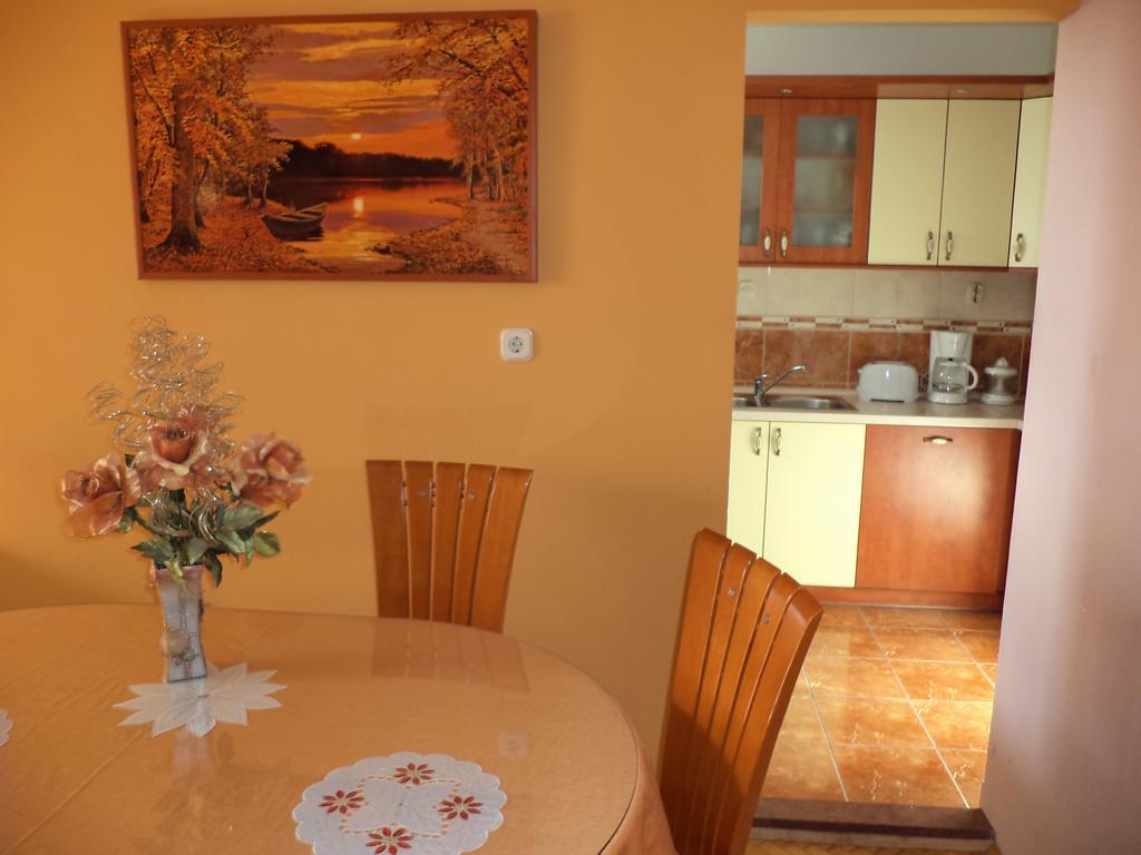Cool Apartment Сплит Екстериор снимка